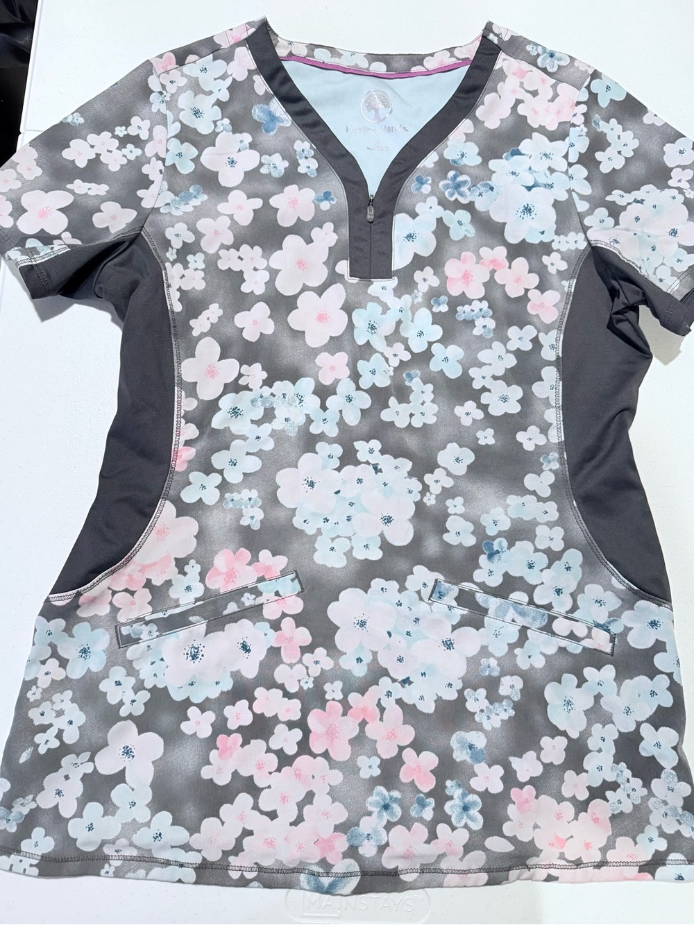 Healing Hands - Floral V-Neck Scrub Top in Pastel Pink & Blue and Gray - Medium